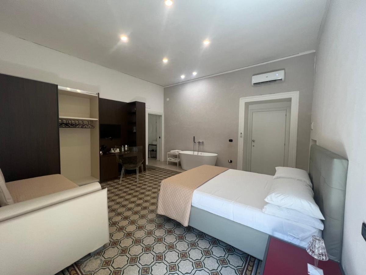 La Piazza Suite Neapel Exterior foto