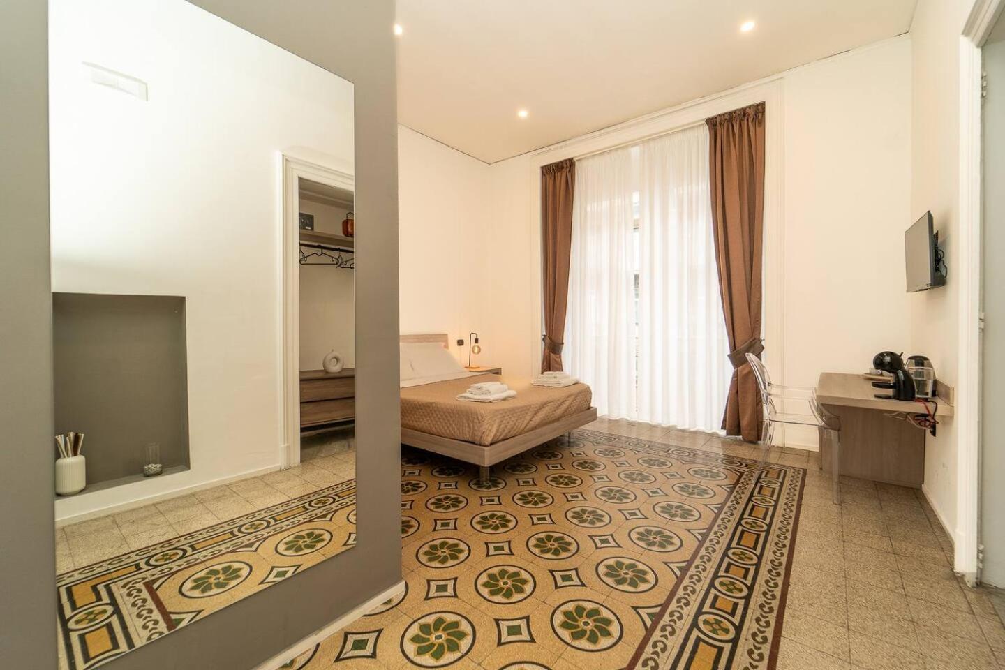 La Piazza Suite Neapel Exterior foto